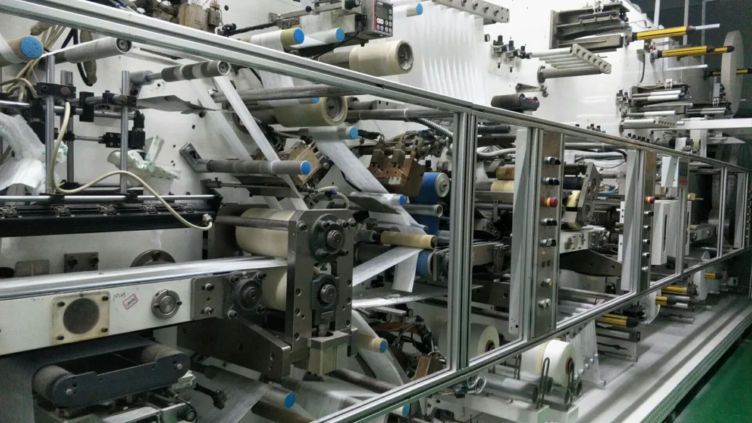 High Quality Factory Price Full Automatic Baby Diapers Making Equipment Production Line